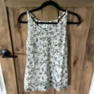 NWOT Cabi Terrace black, white and gray floral cami/ tank top